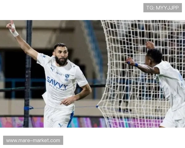 格列兹曼 vs 本泽马：国家队进攻角色与战术适配差异