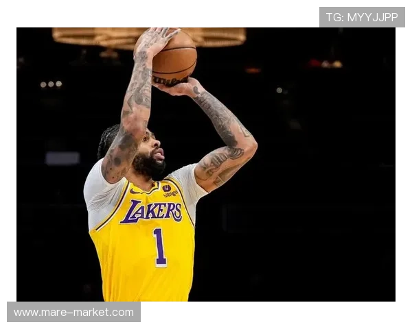 拉塞尔防守统治力重塑现代中锋角色